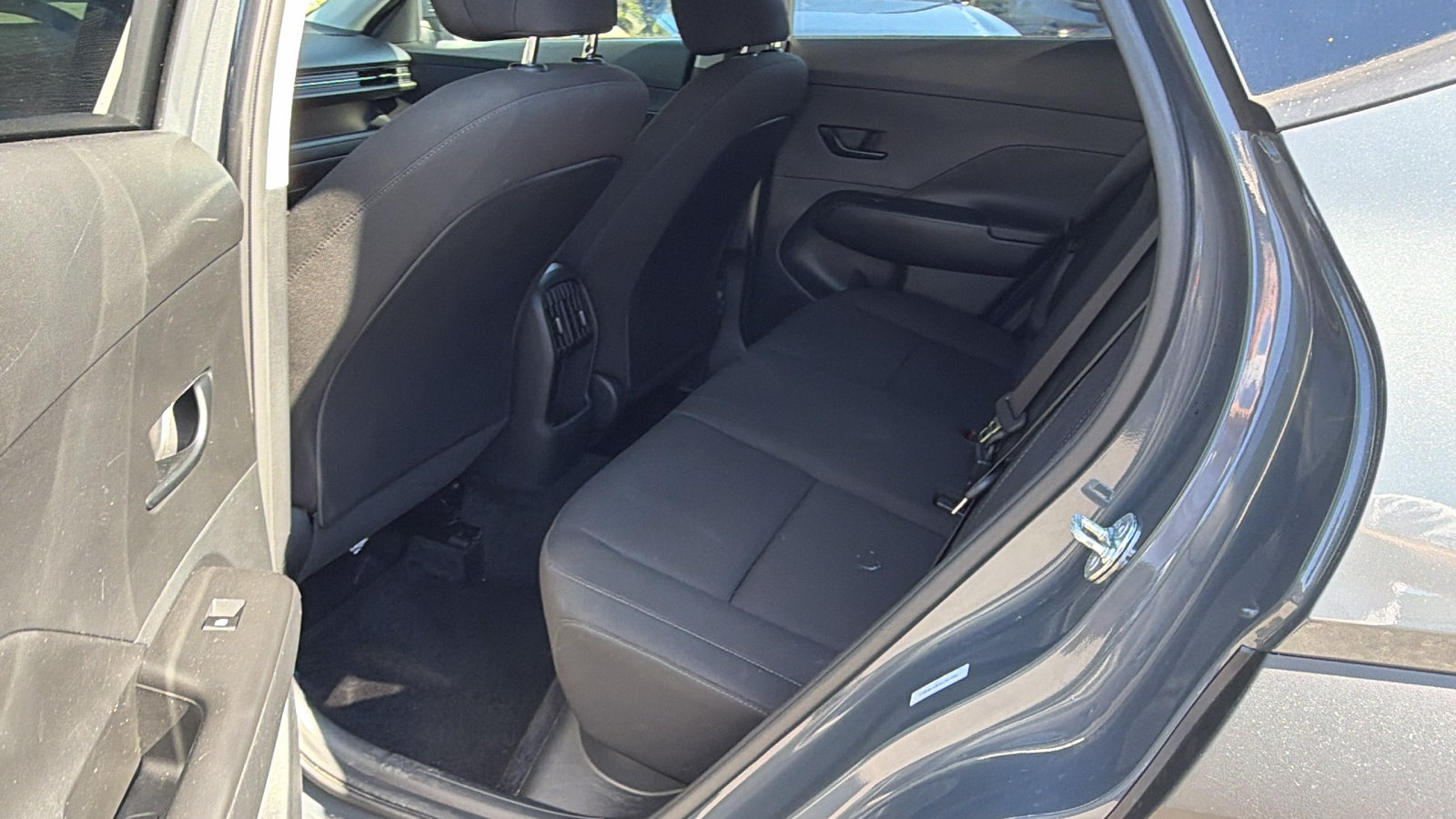 Used 2025 Hyundai Kona SEL AWD/4WD image 23