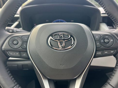 New 2026 Toyota Corolla SE image 25