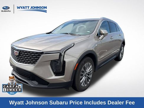 Used 2025 Cadillac XT4 Premium Luxury FWD image 1