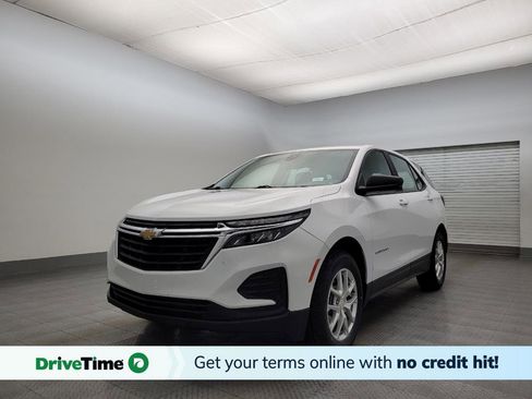 Used 2024 Chevrolet Equinox LS image 1