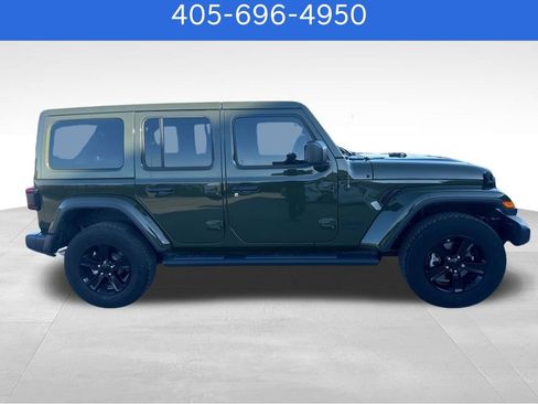 Used 2022 Jeep Wrangler Unlimited Sahara image 4
