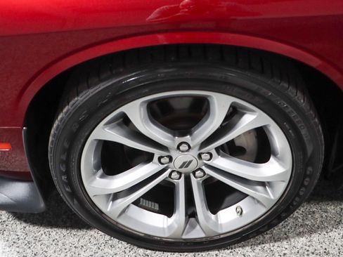 Used 2022 Dodge Challenger R/T image 11