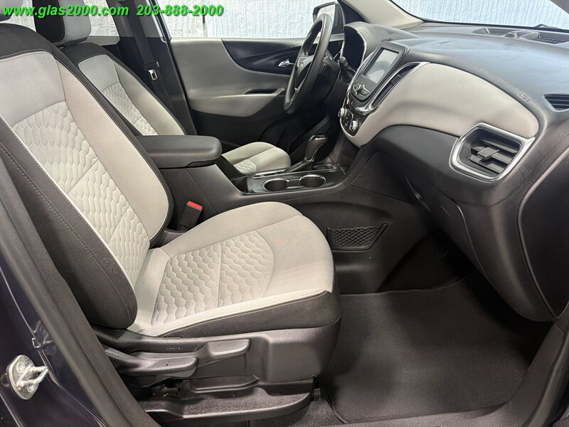 Used 2018 Chevrolet Equinox LS AWD/4WD image 21