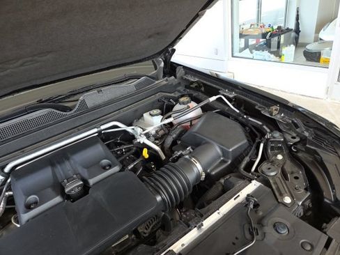 Used 2025 Chevrolet Colorado ZR2 AWD/4WD image 78
