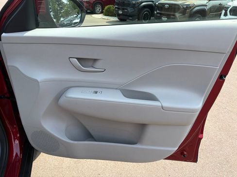 Used 2024 Hyundai Kona SEL AWD/4WD image 11