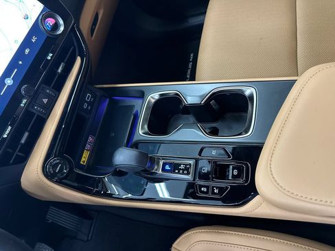 Used 2025 Lexus NX 350h AWD w/ Cold Area Package image 32