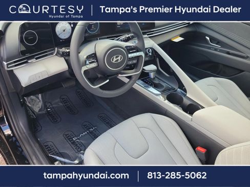 New 2026 Hyundai Elantra Limited image 21