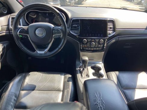 Used 2019 Jeep Grand Cherokee Limited RWD image 12