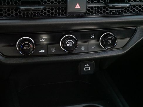 Certified 2023 Honda HR-V LX image 23