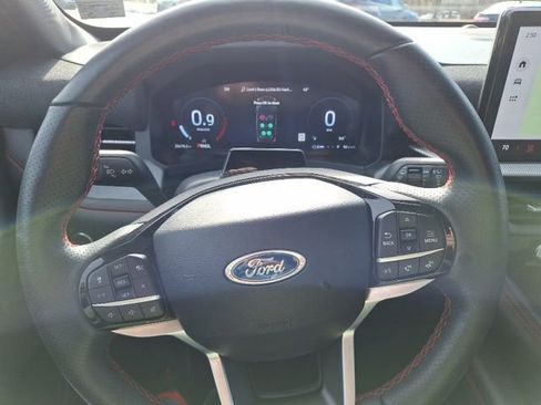 Used 2025 Ford Explorer ST-Line image 15