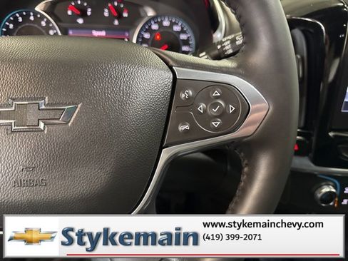 Used 2022 Chevrolet Traverse RS image 39