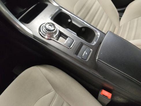 Used 2018 Ford Fusion S FWD image 26
