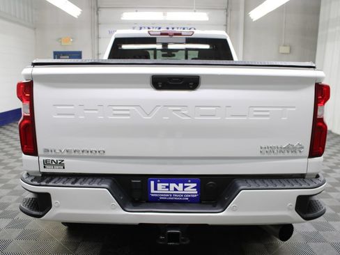 Used 2023 Chevrolet Silverado 2500 High Country AWD/4WD image 43