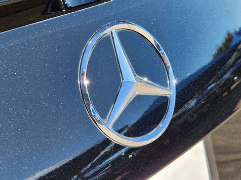 Used 2023 Mercedes-Benz C 300 Sedan image 11