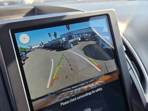 Used 2024 Ford Edge SEL image 27