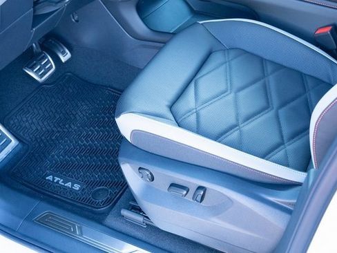 New 2026 Volkswagen Atlas Peak Edition image 27