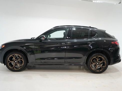 New 2025 Alfa Romeo Stelvio Sprint AWD/4WD image 4
