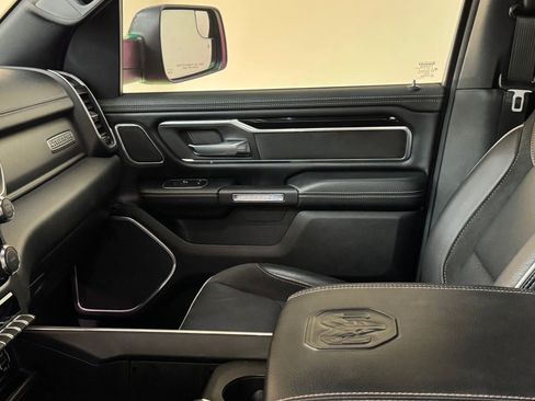 Used 2021 RAM 1500 Laramie w/ Night Edition image 36