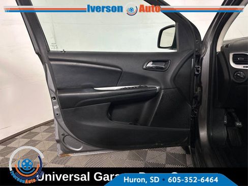 Used 2013 Dodge Journey SXT w/ Flexible Seating Group AWD/4WD image 14