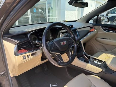 Used 2019 Cadillac XT5 Luxury FWD image 15