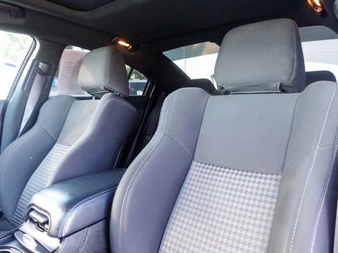 Used 2023 Dodge Charger R/T w/ Performance Handling Group image 24