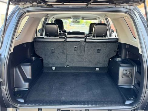 Used 2014 Toyota 4Runner SR5 RWD image 14