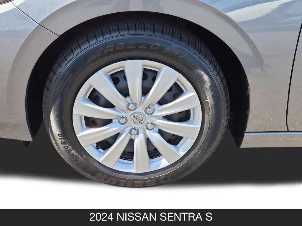 Used 2024 Nissan Sentra S FWD image 11