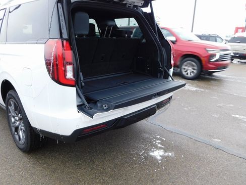 New 2025 Ford Expedition Platinum w/ Stealth Performance Package image 26