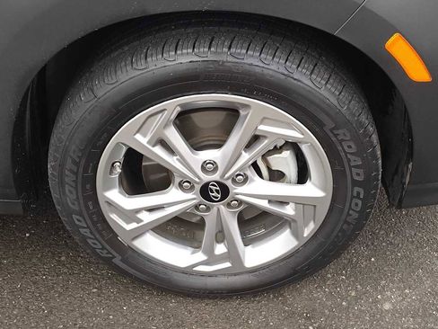 Used 2023 Hyundai Kona SEL w/ Cargo Package image 9