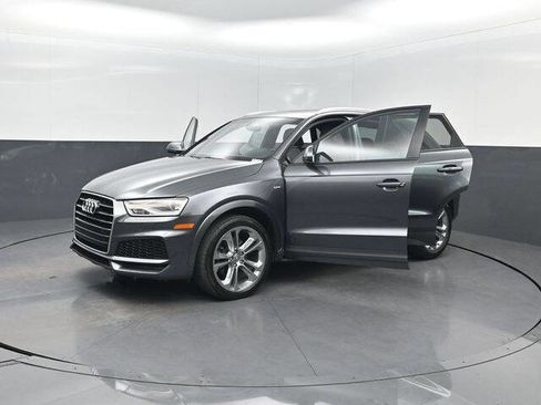 Used 2018 Audi Q3 2.0T Premium image 41