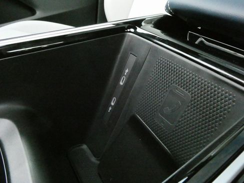 New 2025 Volkswagen ID.4 Pro S image 13