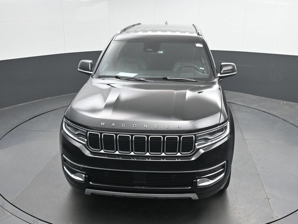 Used 2024 Jeep Wagoneer Series III AWD/4WD image 38