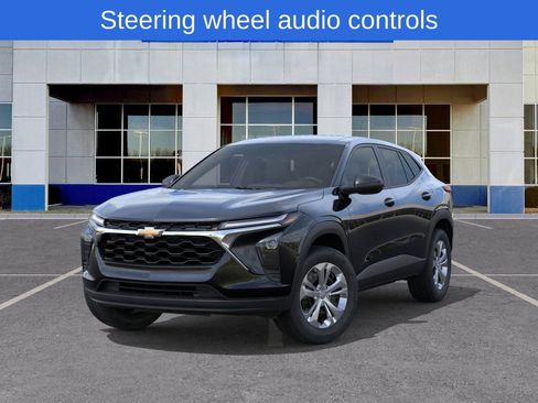 New 2026 Chevrolet Trax LS image 6