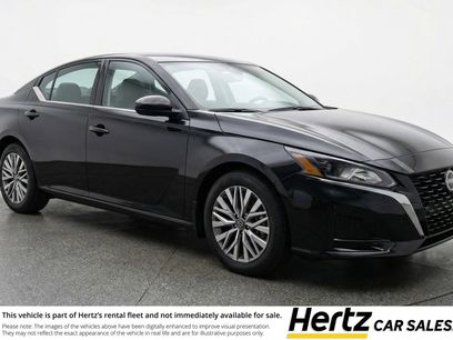 Used 2025 Nissan Altima 2.5 SV