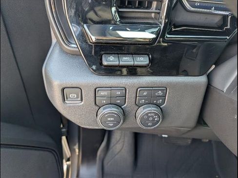Used 2024 Chevrolet Silverado 1500 ZR2 w/ Technology Package image 13