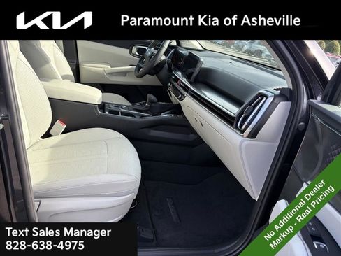 New 2026 Kia Sorento S w/ S Panoramic Sunroof Package image 20