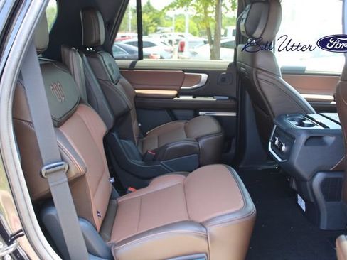 New 2027 Ford Expedition King Ranch RWD image 9