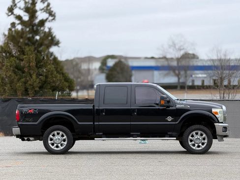 Used 2011 Ford F250 Lariat w/ Lariat Interior Pkg image 7