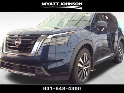 Used 2024 Nissan Pathfinder Platinum w/ Cargo Package