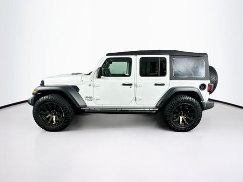 Used 2018 Jeep Wrangler Unlimited Sport S AWD/4WD image 4