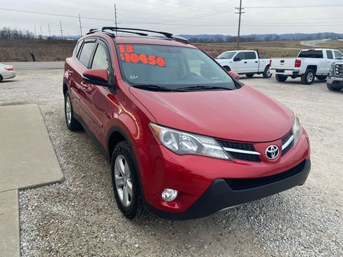Used 2013 Toyota RAV4 XLE image 4