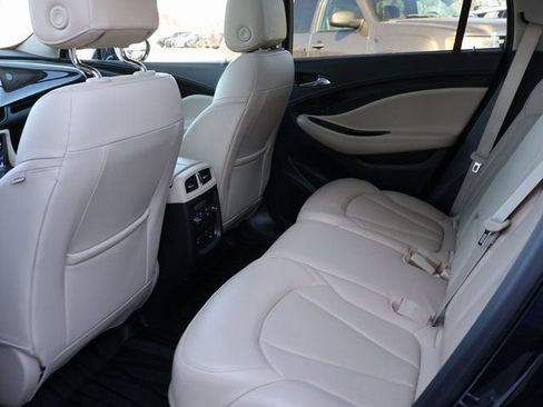 Used 2020 Buick Envision Premium image 18