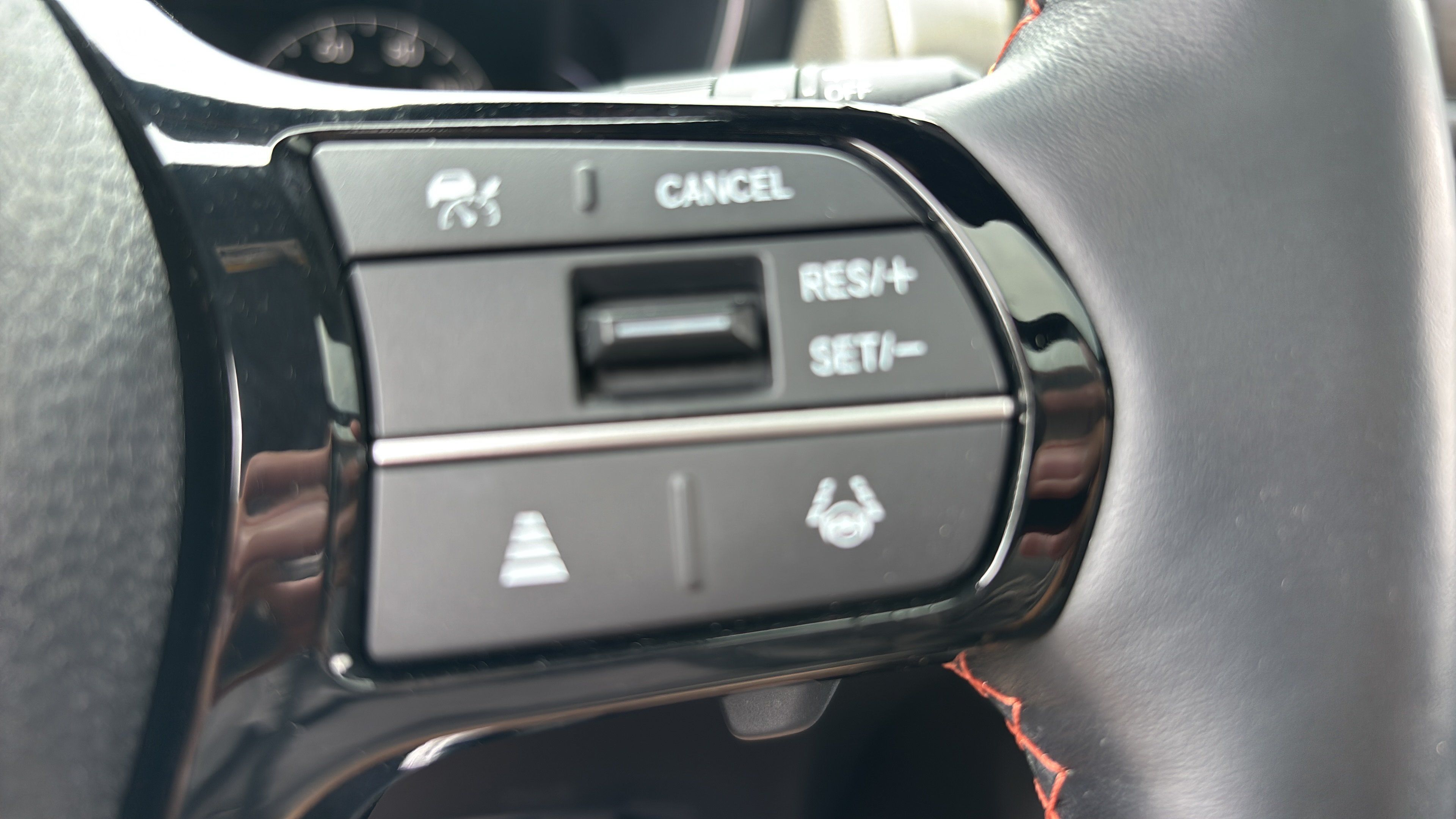 Certified 2025 Honda Pilot TrailSport image 27
