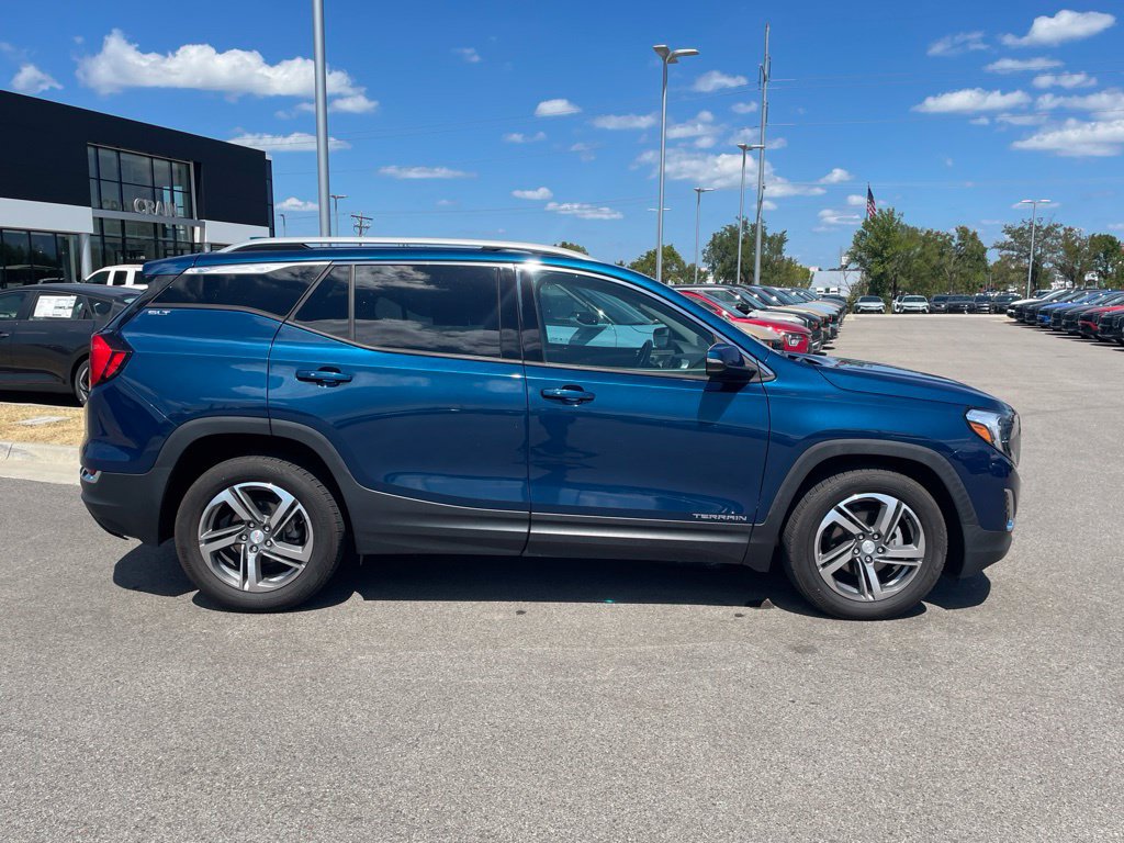 Used 2020 GMC Terrain SLT w/ Preferred Package FWD image 8