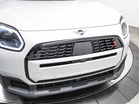 New 2026 MINI Cooper Countryman S w/ Comfort Package Max image 11
