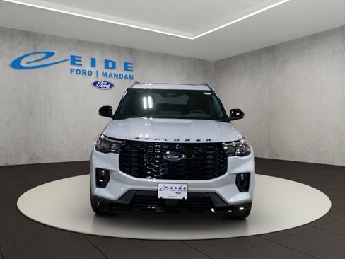 New 2026 Ford Explorer ST-Line w/ ST-Line Street Pack AWD/4WD image 4