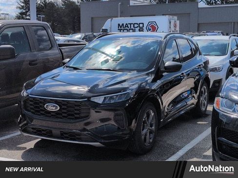 Used 2023 Ford Escape ST-Line w/ Tech Pack #1 image 1