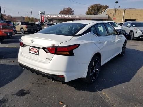 New 2025 Nissan Altima 2.5 SR image 5