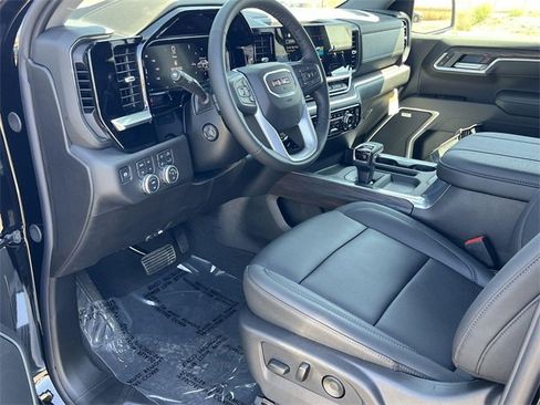 New 2026 GMC Sierra 1500 SLT w/ SLT Premium Plus Package image 9