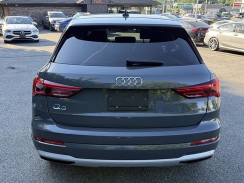 Used 2020 Audi Q3 2.0T Premium w/ Convenience Package AWD/4WD image 16